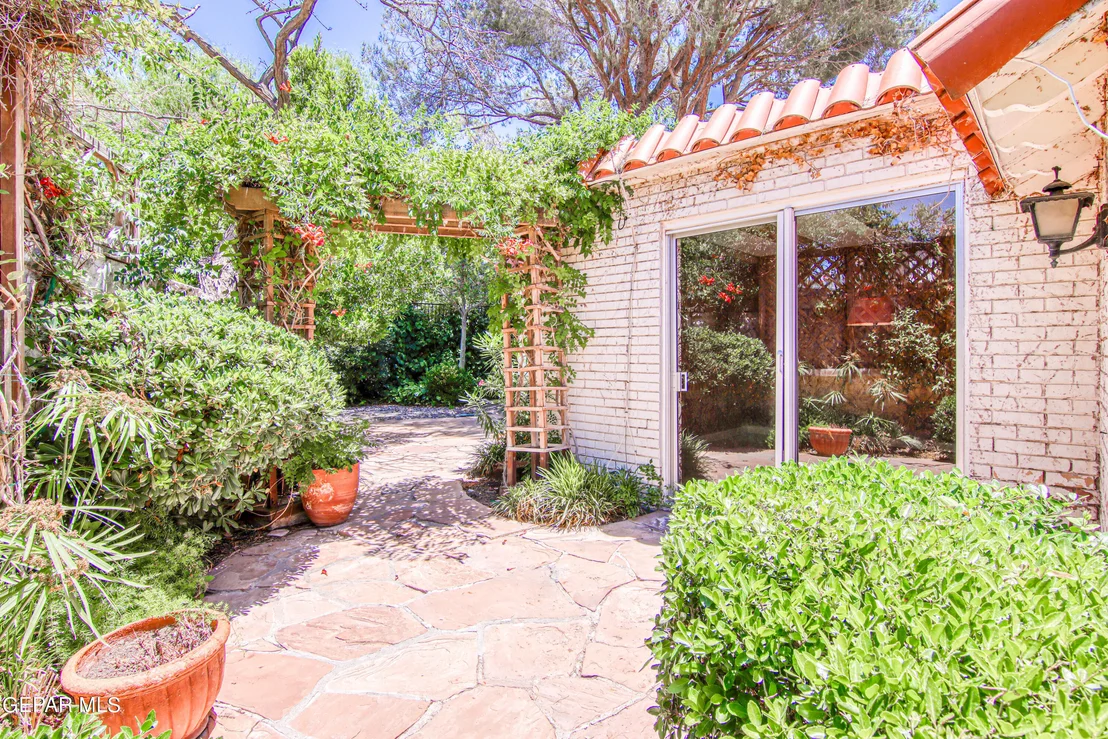 Photo of 6041 TORREY PINES Drive