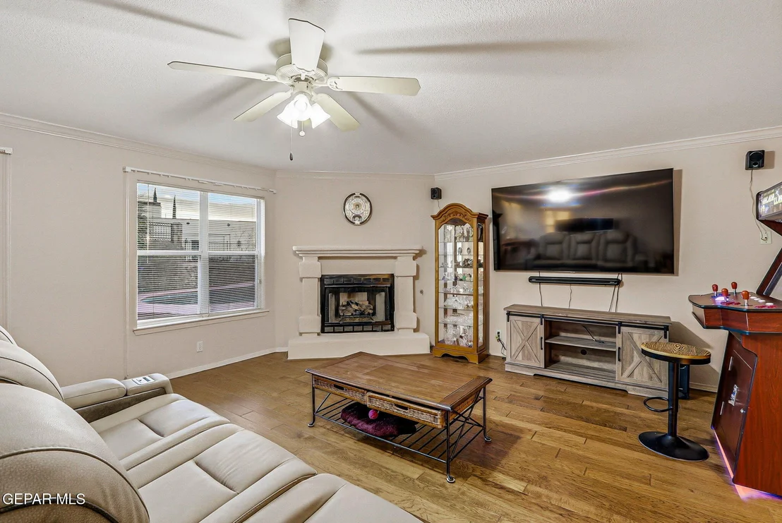 Photo of 6092 LOS SIGLOS Drive