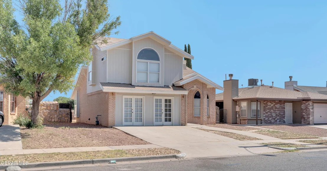 Photo of 5917 CHIPPENDALE Avenue