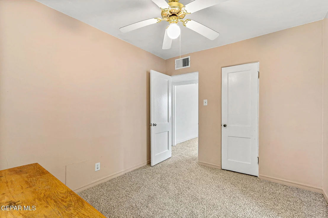 Photo of 4231 LEAVELL Avenue
