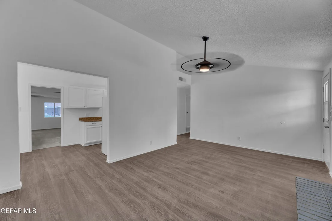 Photo of 9961 DESERT WILLOW Way