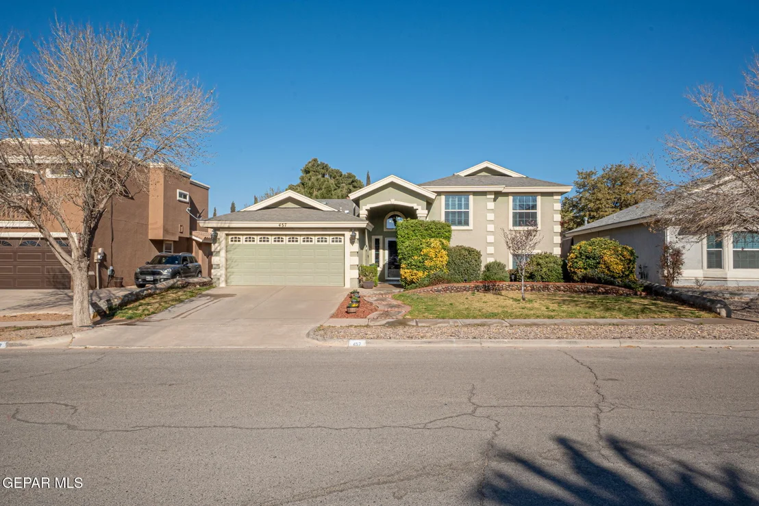 Photo of 457 EMERALD BLUFF Drive