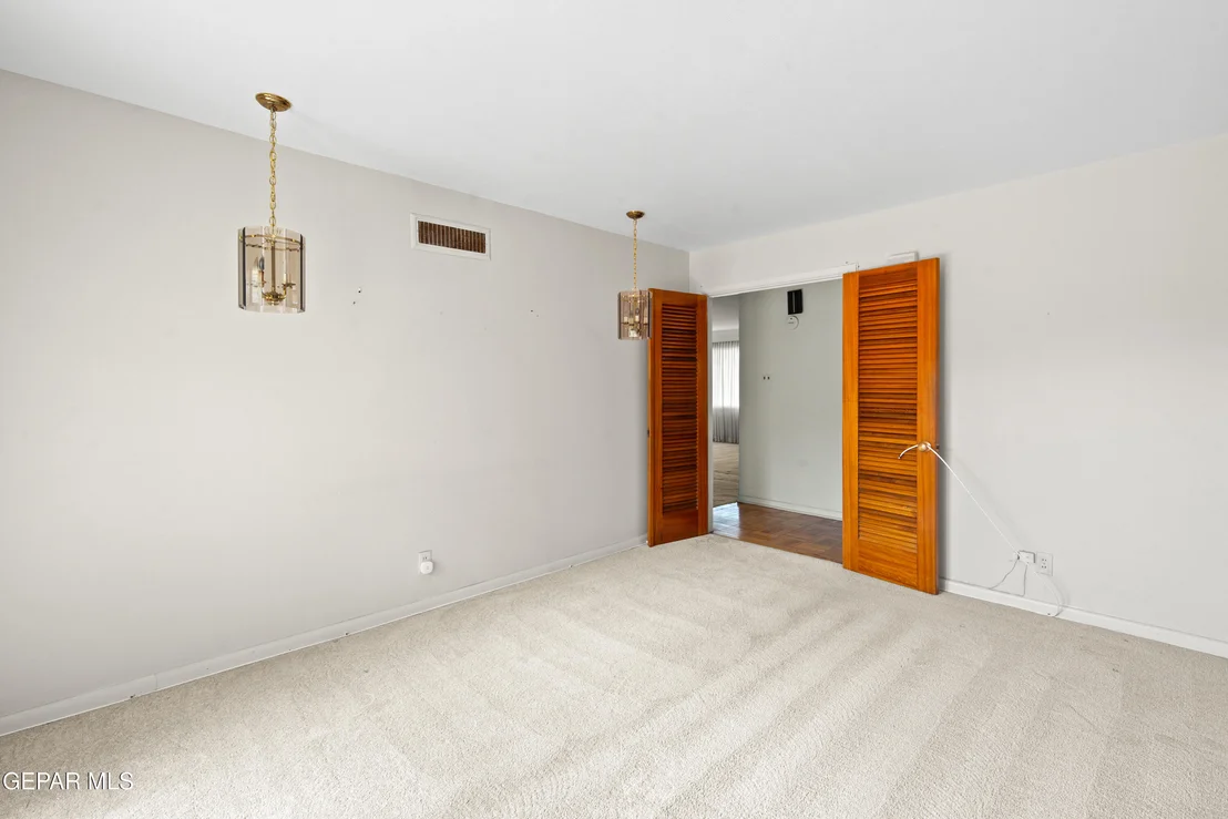 Photo of 3924 FLAMINGO Drive