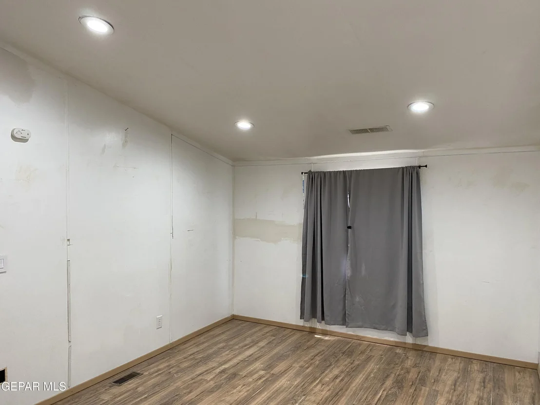 Photo of 190 Brook Avenue