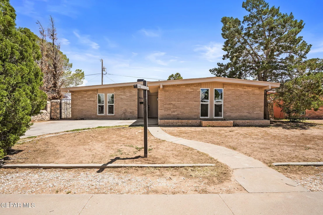 Photo of 6034 NAPLES Street