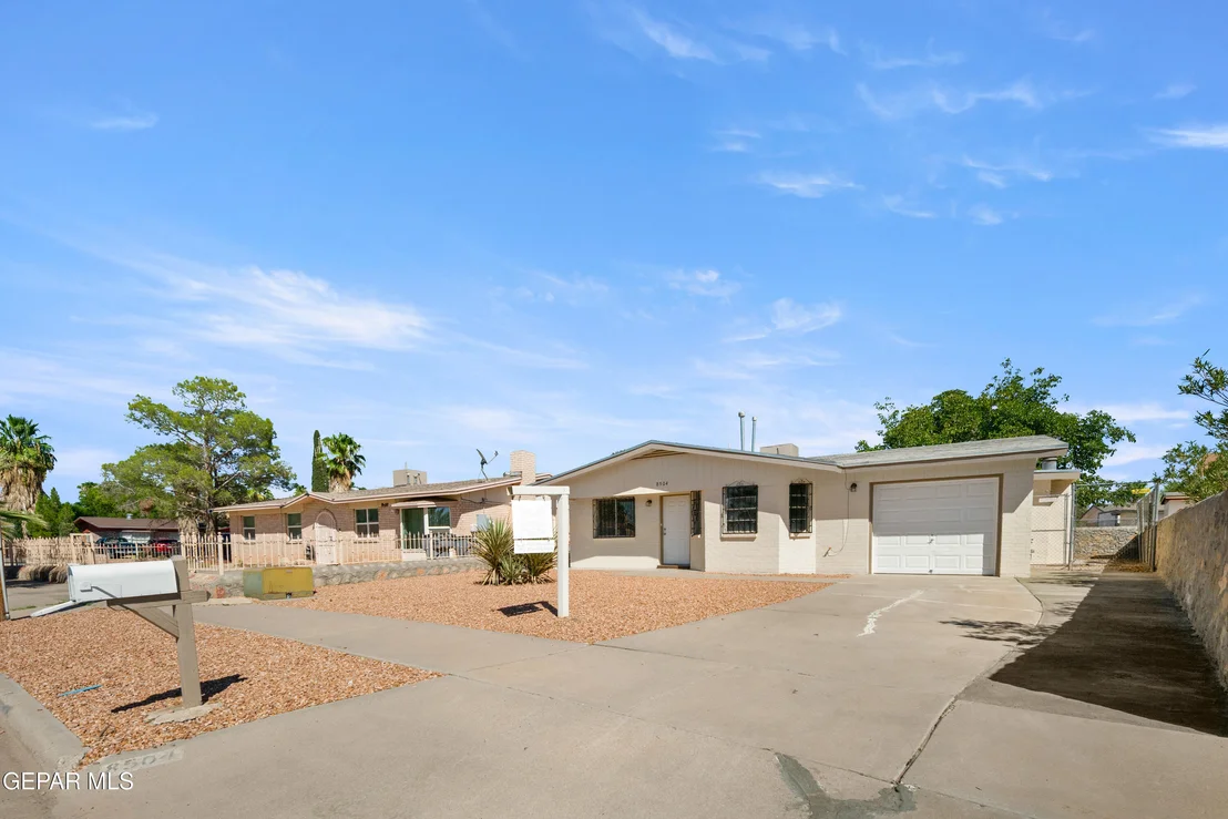 Photo of 8504 DANUBE Circle