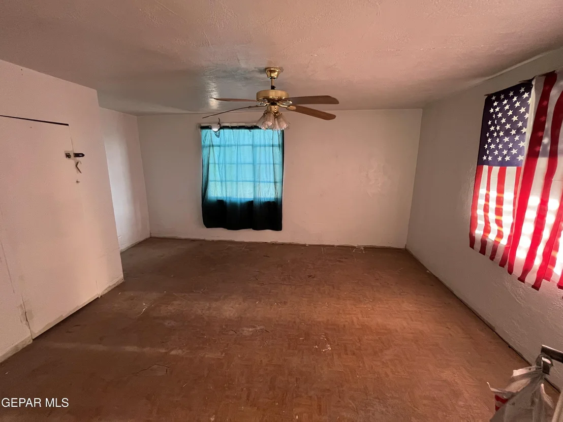 Photo of 230 LOCUST Street