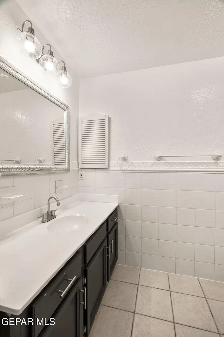 Photo of 11301 Tom Ulozas Drive