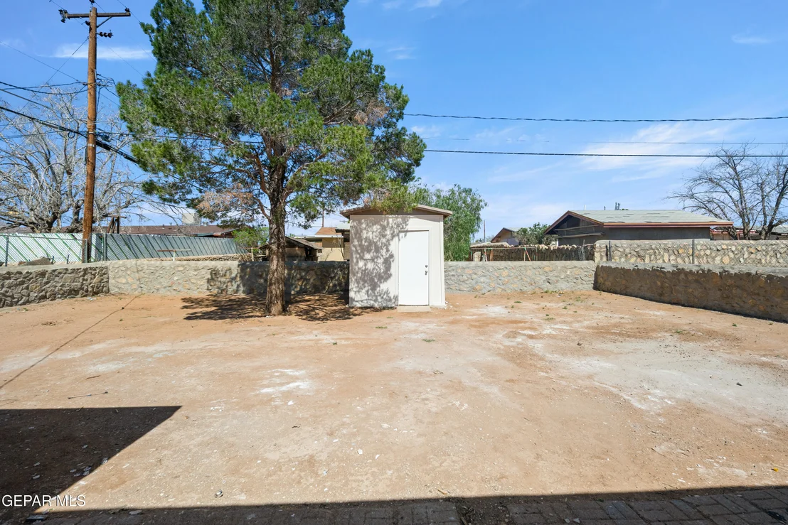 Photo of 5105 DEBEERS Drive