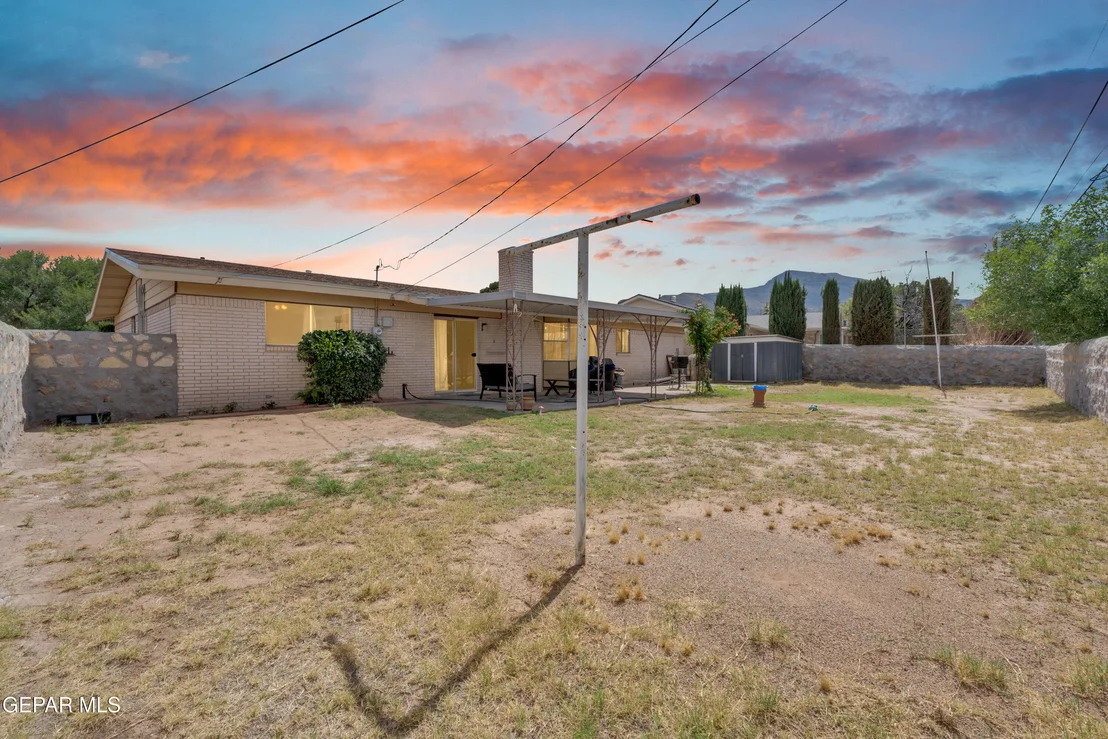 Photo of 10363 PASADENA Circle