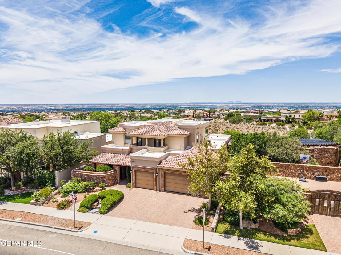 Photo of 6309 VIA SERENA Drive