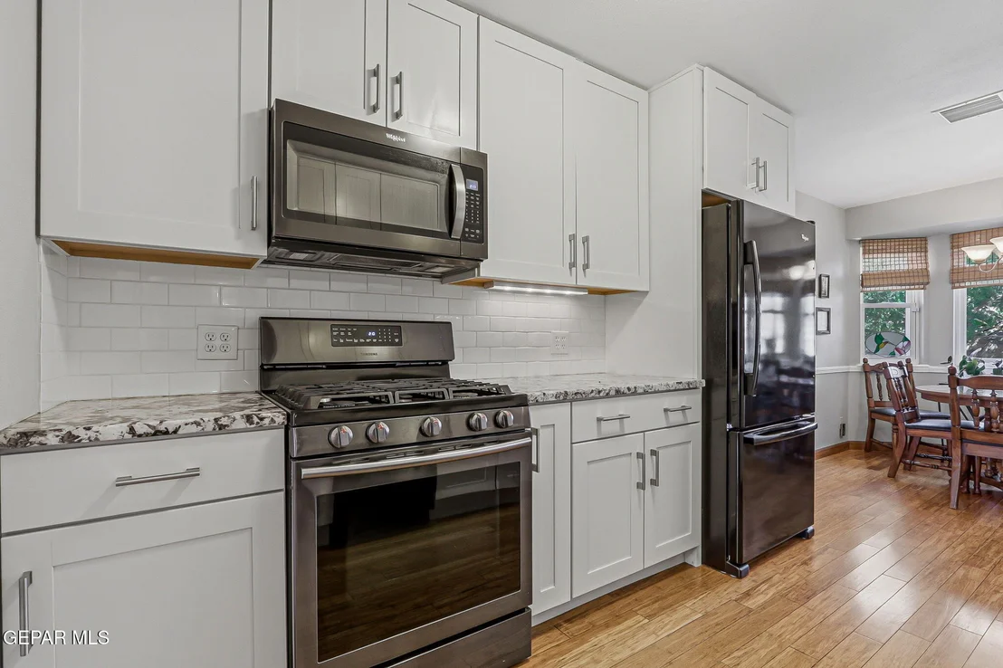 Photo of 3128 Mc Lean Street