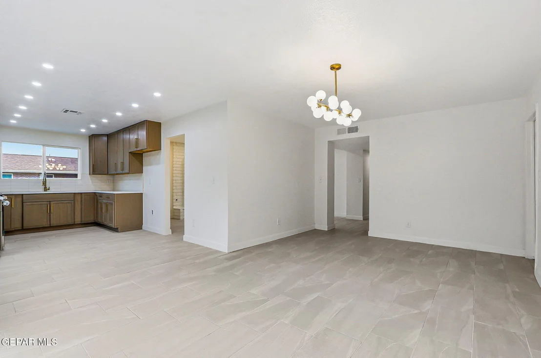 Photo of 709 FRONTERA Road