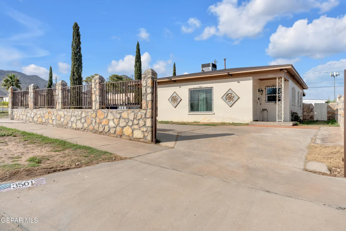 Photo of 3501 Polk Avenue