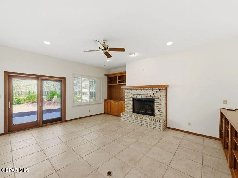 Photo of 1092 THUNDERBIRD Drive