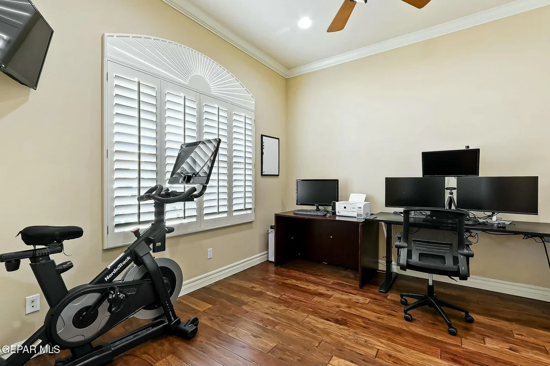Photo of 1140 CALLE LOMAS Drive