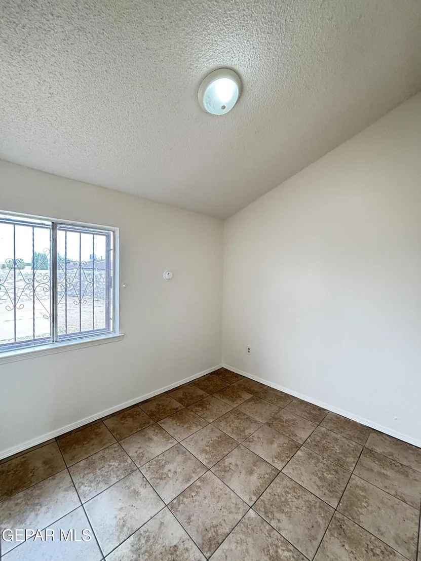 Photo of 9321 CHANTILLY Drive