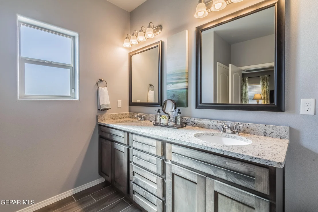 Photo of 2220 SMALL MOUNTAIN Place