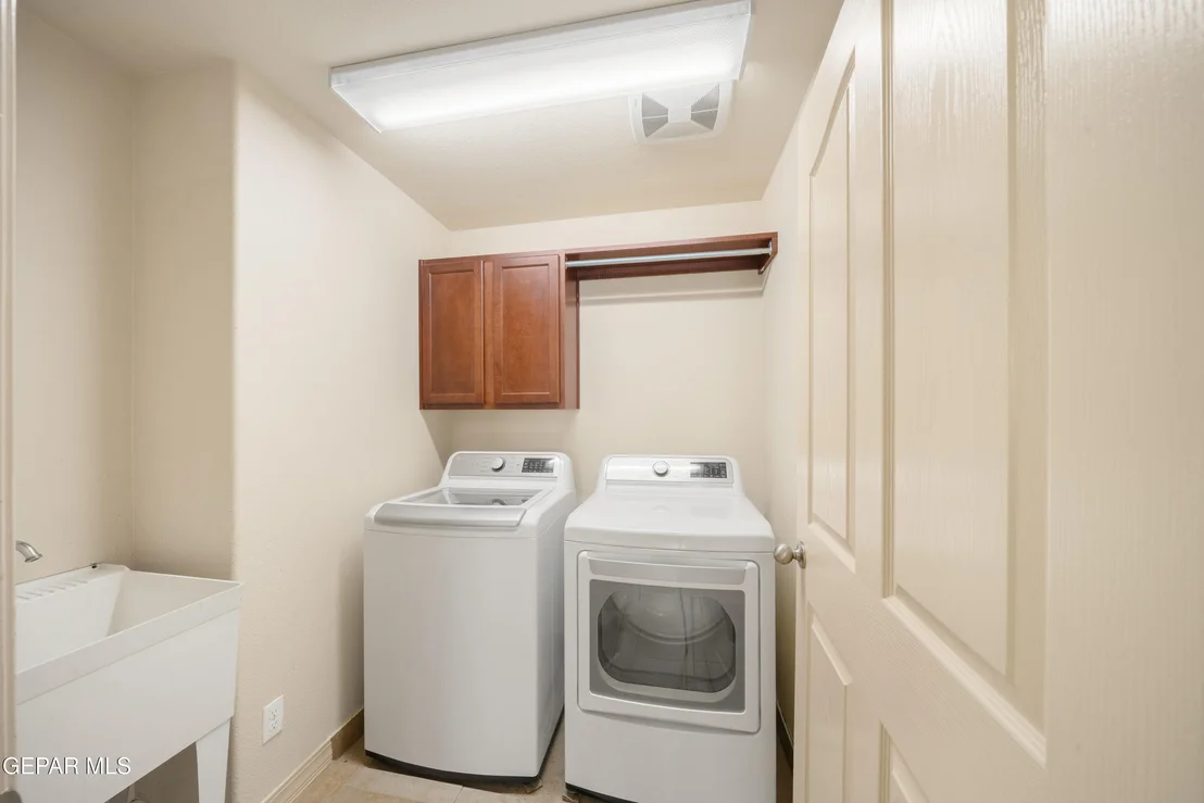Photo of 7250 LONGSPUR Drive