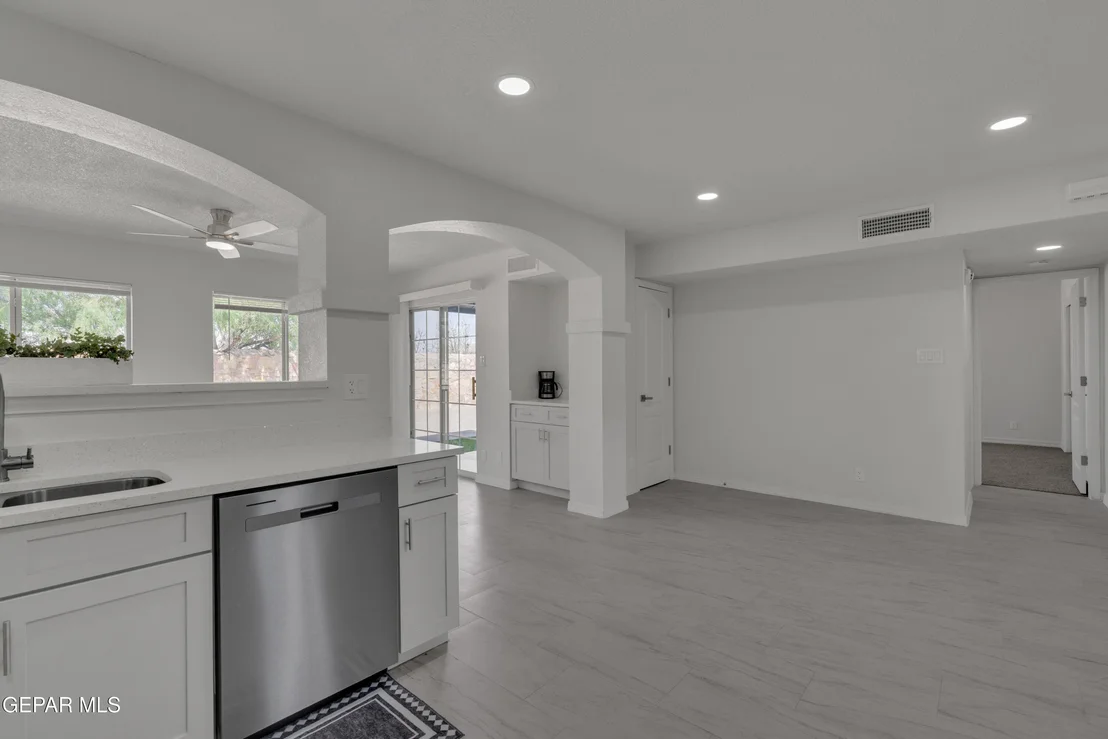 Photo of 1243 JOHN PHELAN Drive