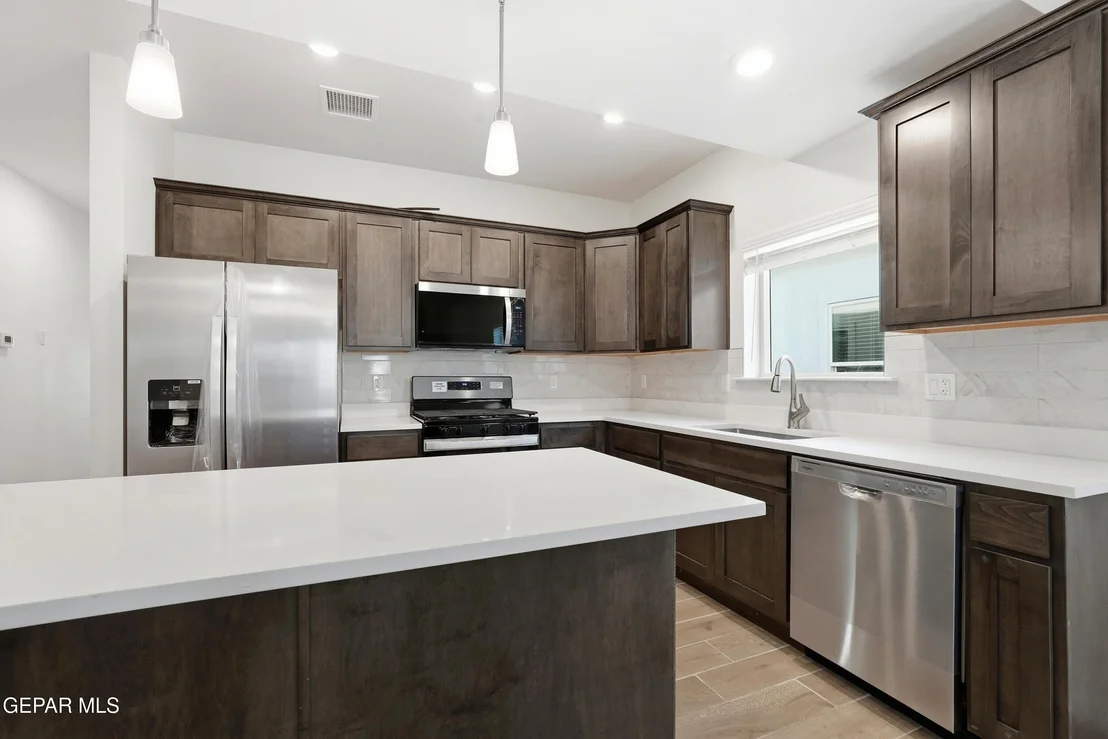 Photo of 3736 MODEL Lane