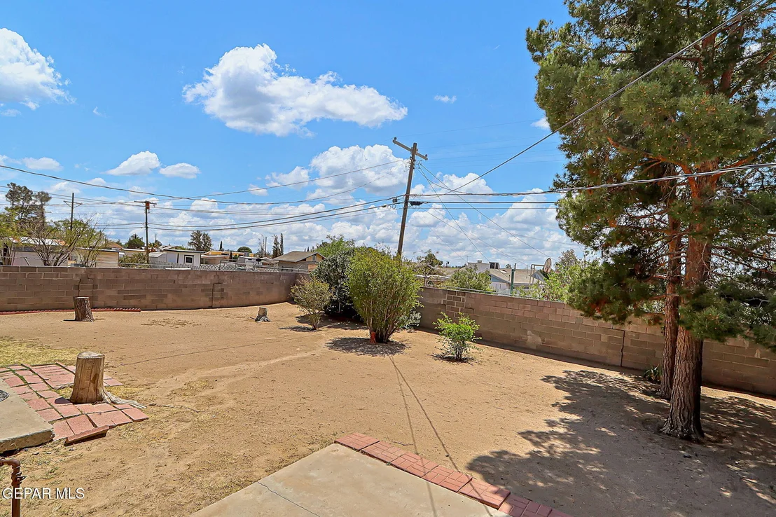 Photo of 7618 Monterrey Drive