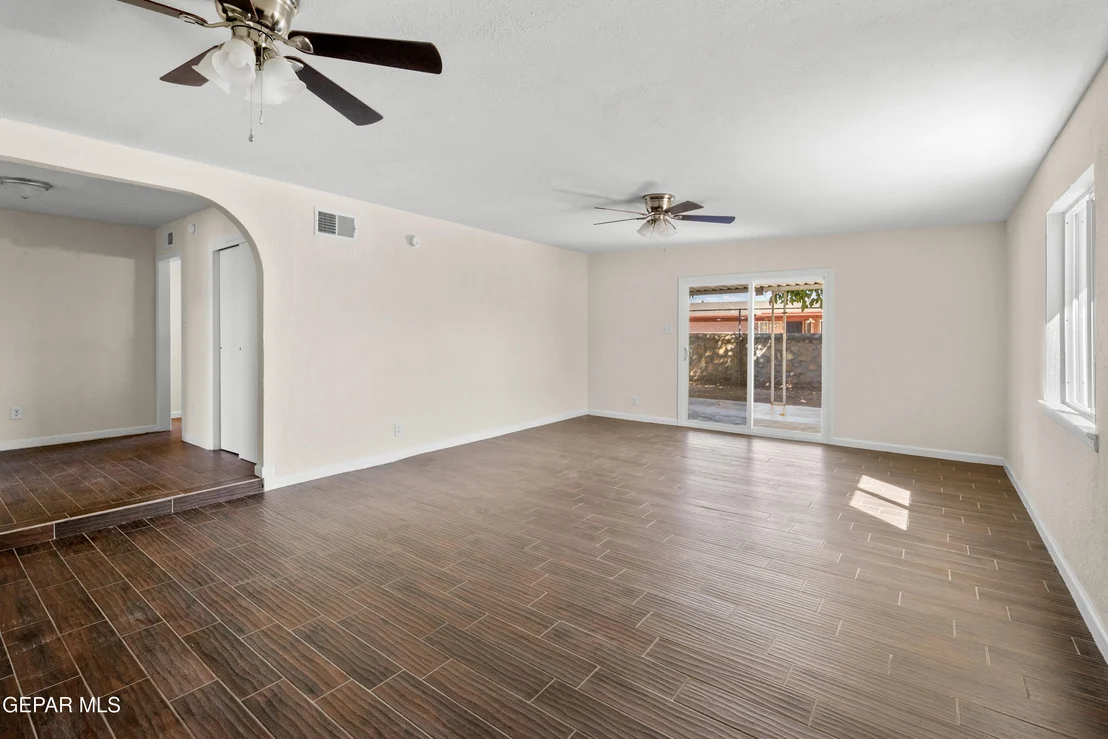 Photo of 8504 DANUBE Circle