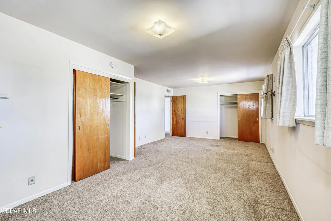 Photo of 309 DE LEON Drive