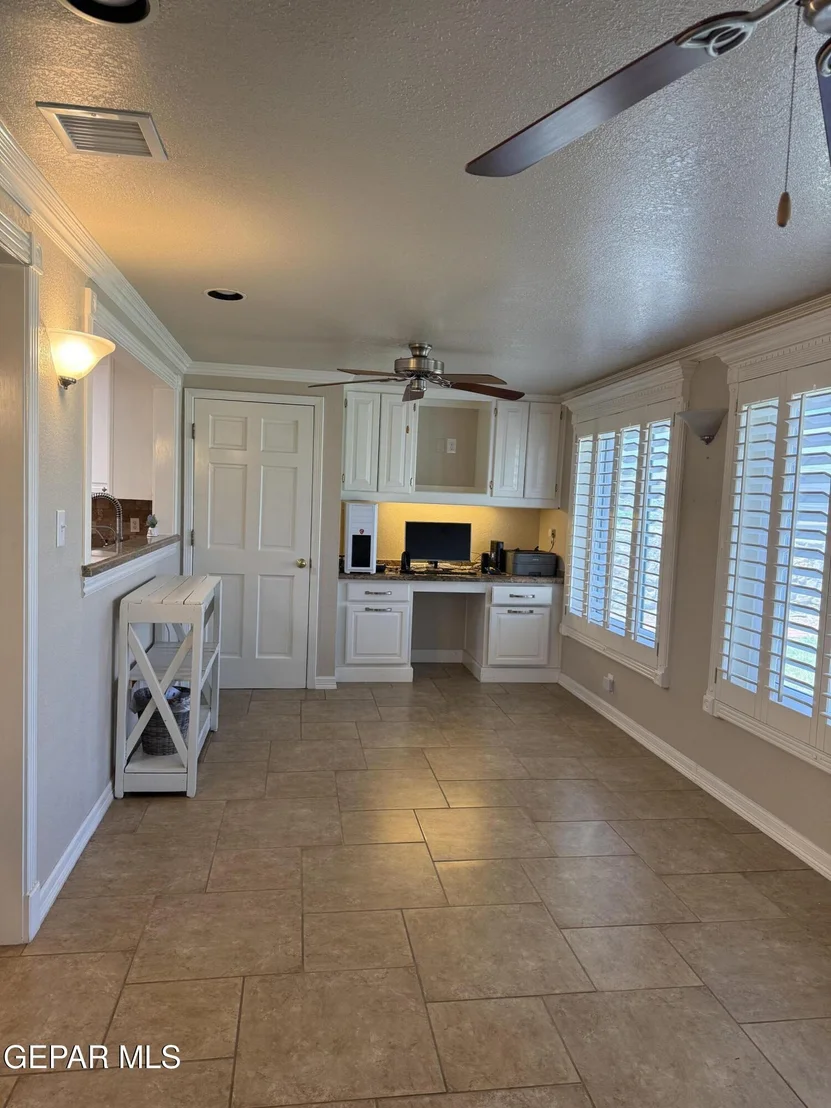 Photo of 3149 EDGEROCK Drive