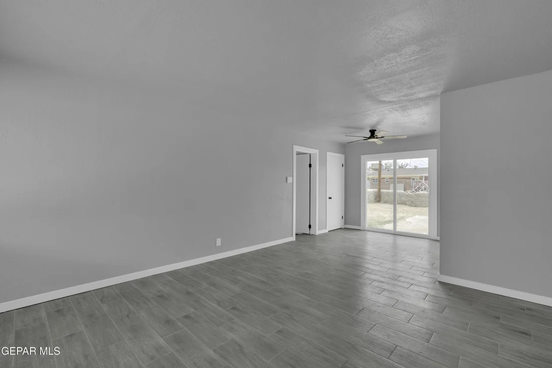 Photo of 9314 VICKSBURG Drive
