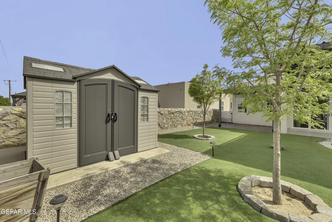 Photo of 3901 DESERT PARK Place