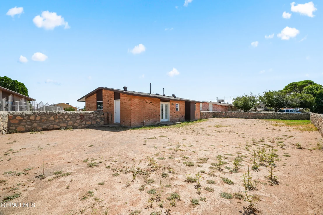Photo of 10109 WOLVERINE Drive