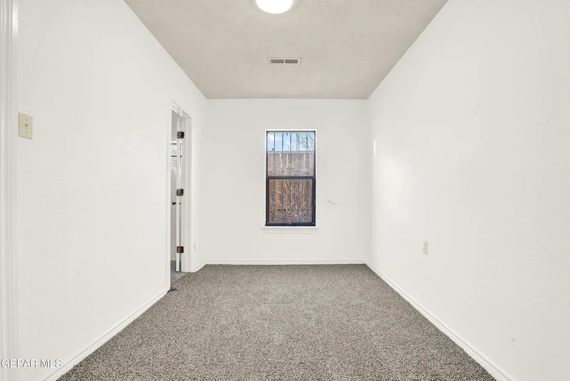 Photo of 612 NOBLE Street