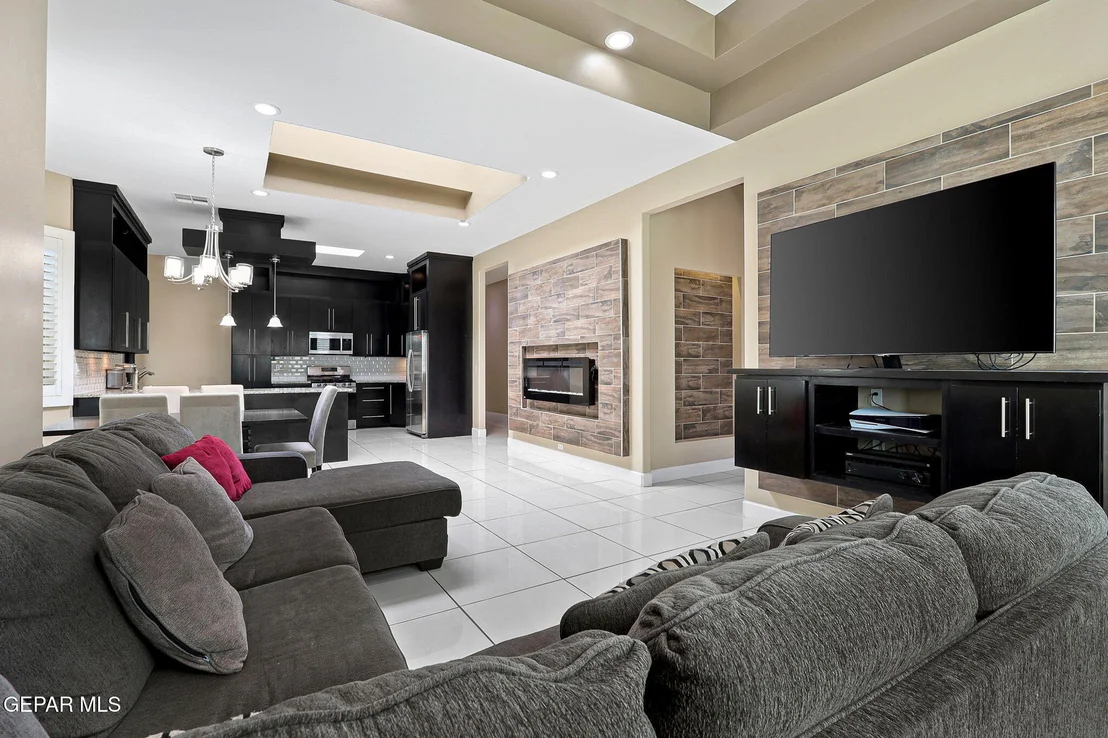 Photo of 917 Clapham Street