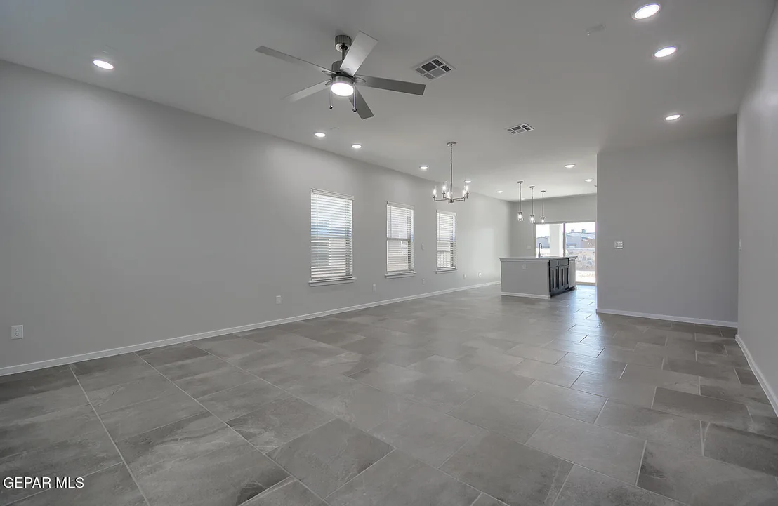 Photo of 3820 COURSE Street