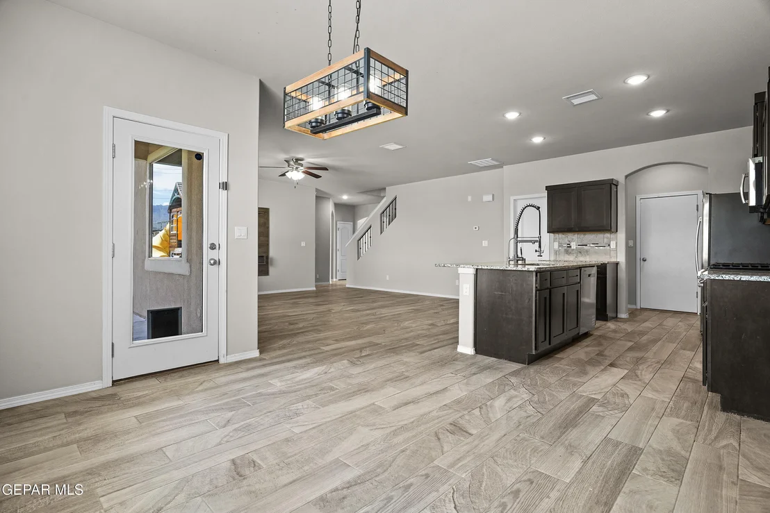 Photo of 7401 EAGLE VISTA Drive