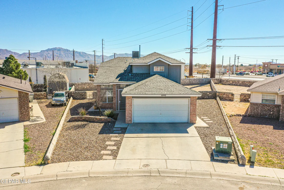 Photo of 6200 KENNETH CAPSHAW Place
