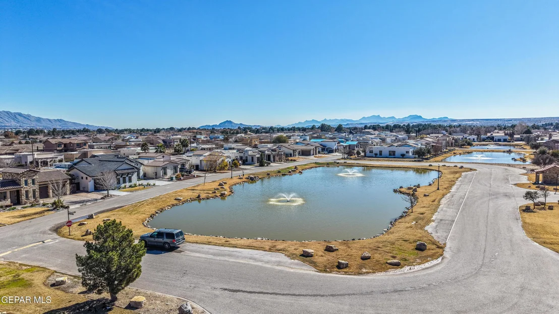 Photo of 5620 RIVER RUN Street
