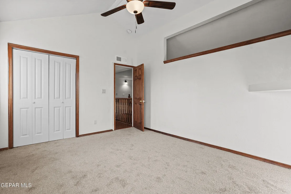 Photo of 3085 KINGS CROWN Place