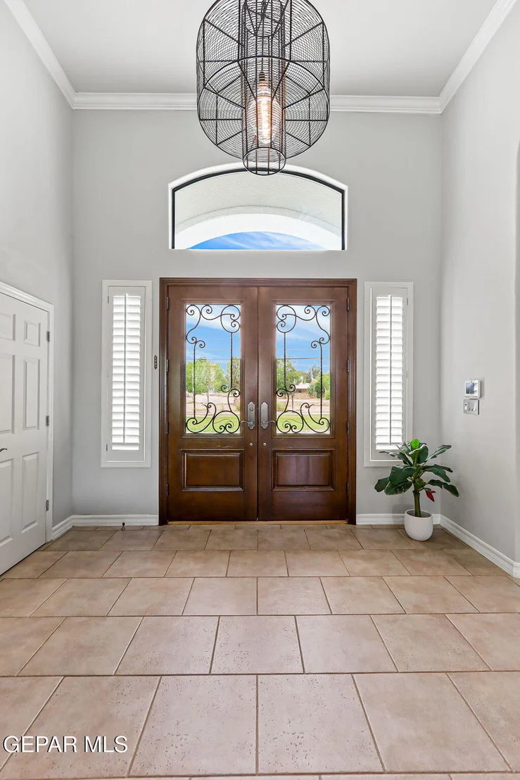 Photo of 5301 UPPER VALLEY Road