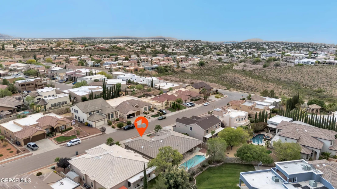 Photo of 6337 FRANKLIN RED Drive