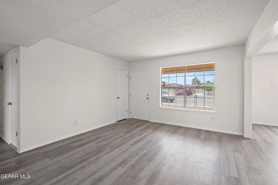 Photo of 309 RAY Way