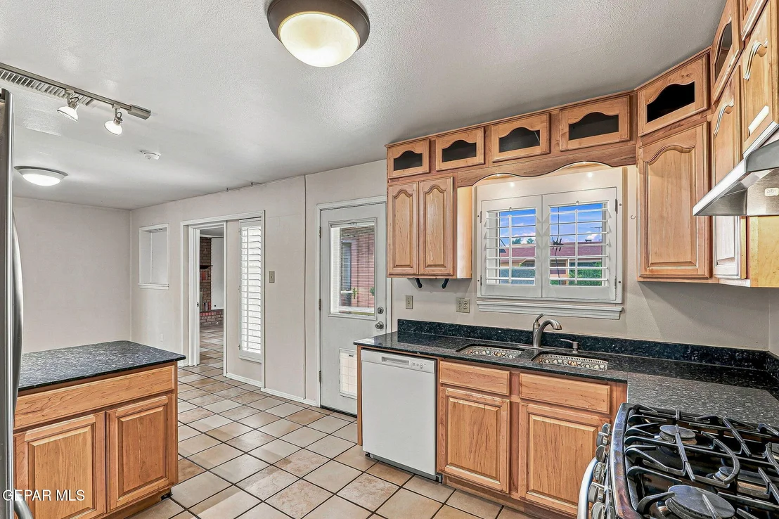 Photo of 436 DE LEON Drive