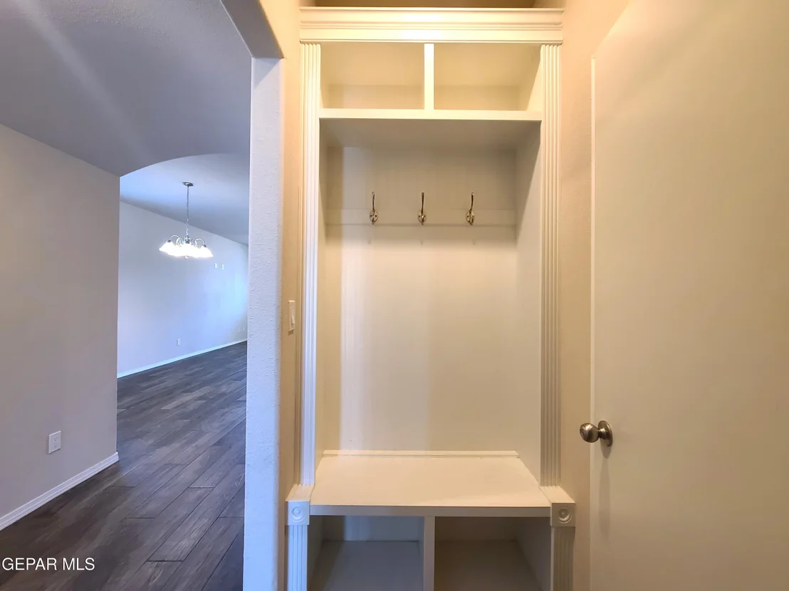 Photo of 7421 EAGLE VISTA Drive