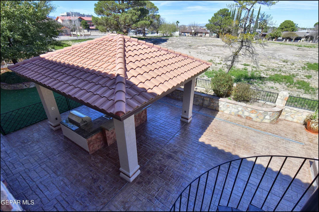 Photo of 1605 BILLY CASPER Drive