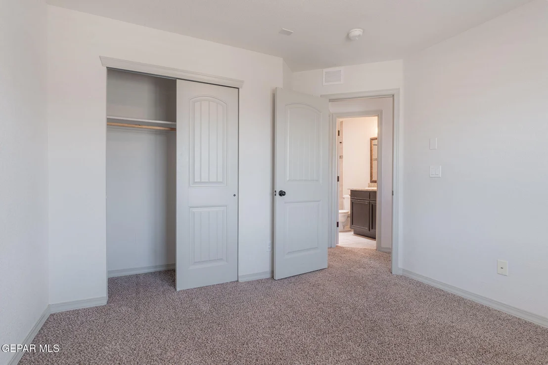 Photo of 13192 LOST WILLOW