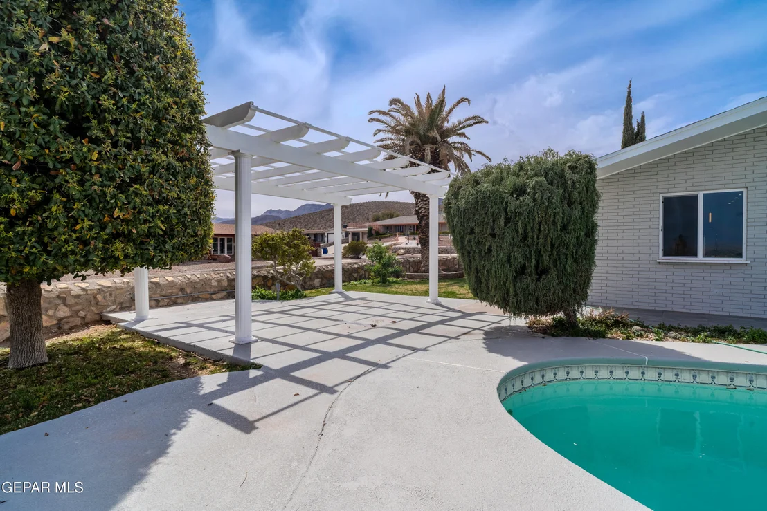 Photo of 9000 GALENA Drive