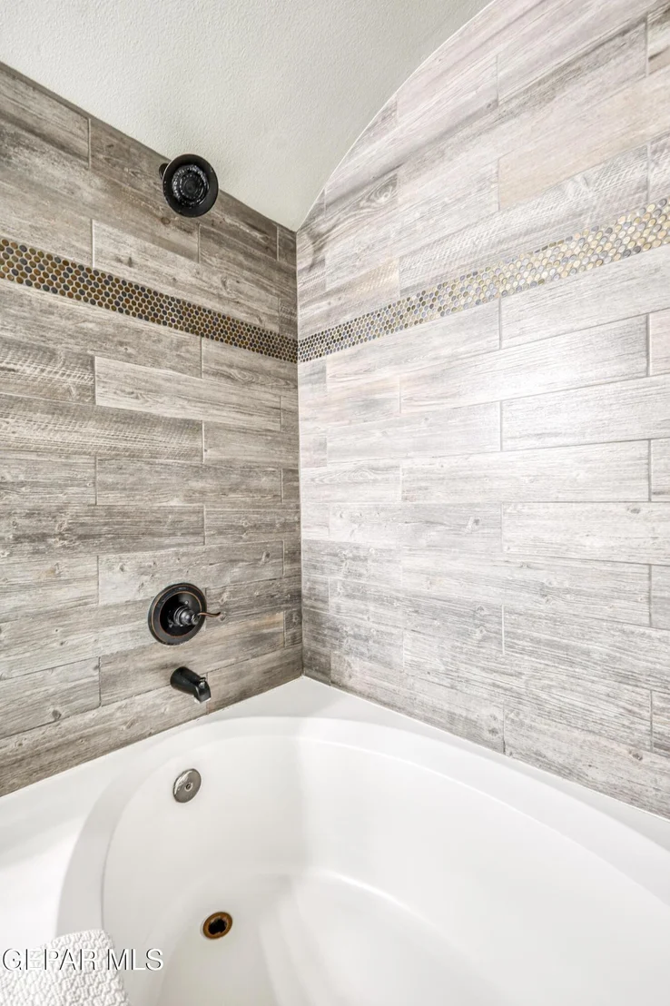 Photo of 2109 ROBERT DRENNAN Place