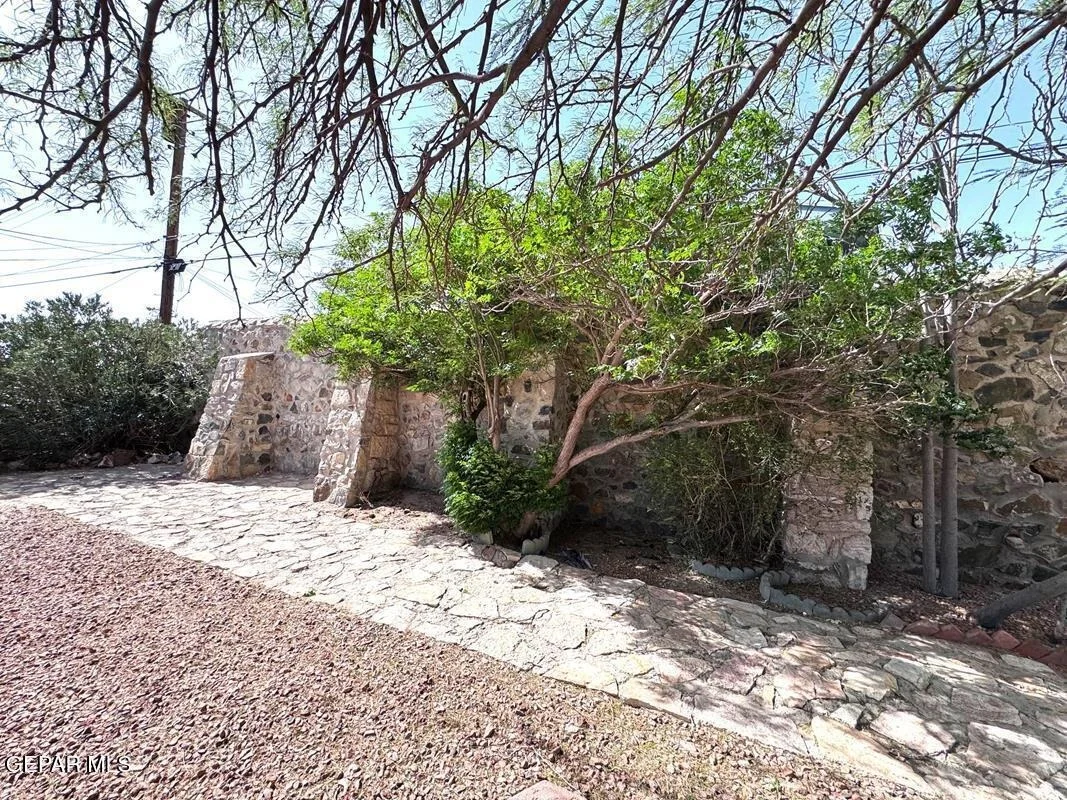 Photo of 837 TURNEY Drive