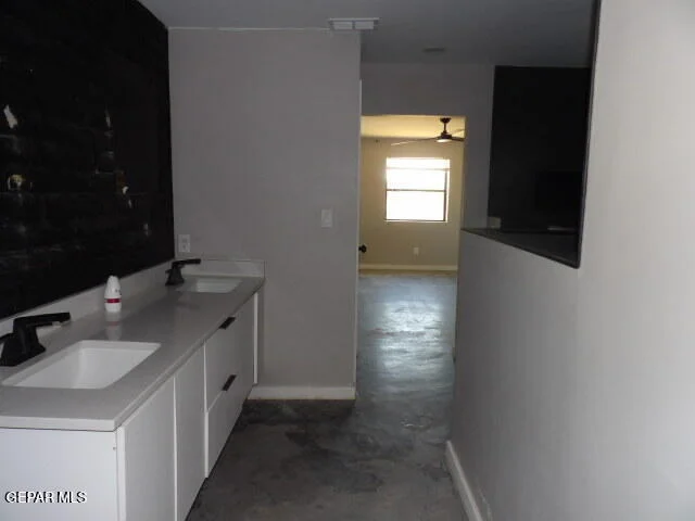 Photo of 810 Gato Road